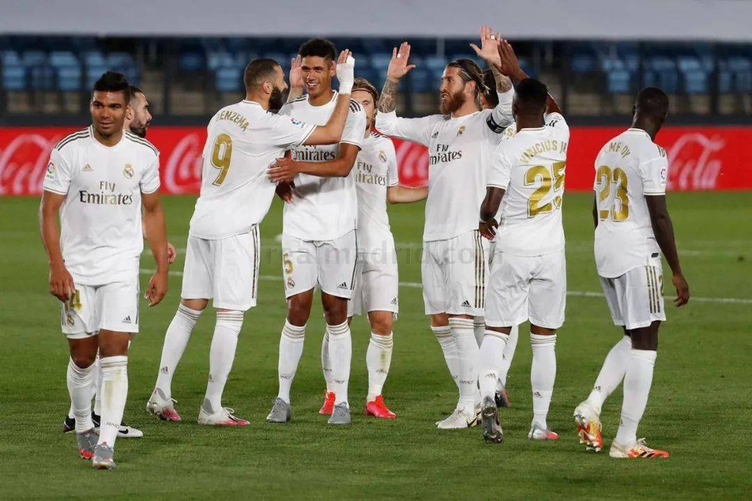 为什么捕手在赛后需要通过冰水浴恢复膝盖