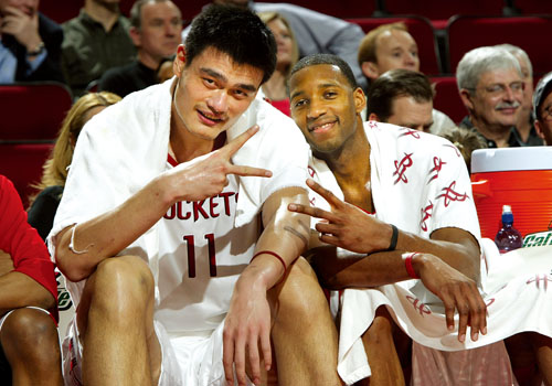 纽约洋基队宣布与前全明星外野手奥斯汀·海斯进行深度接触，填补索托离队后的空缺