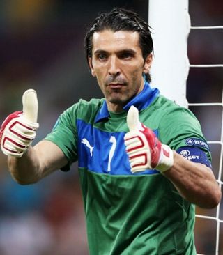 [中超]第28轮：上海申花2-2大连英博 集锦