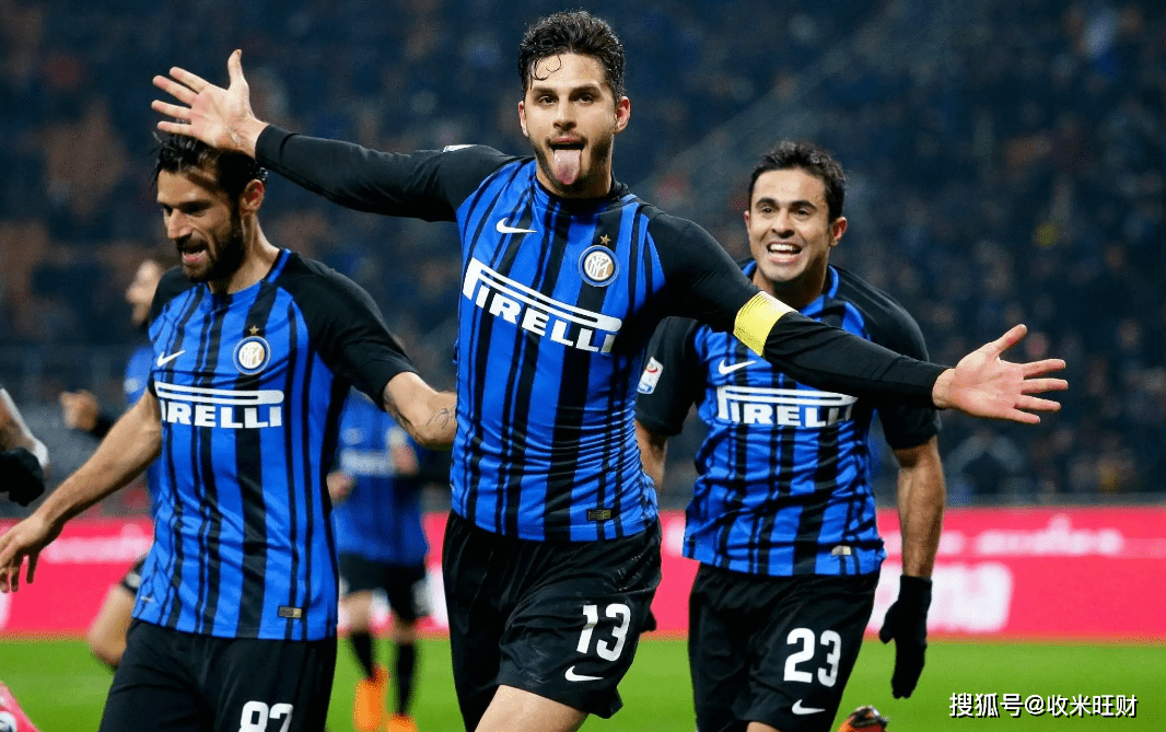 转会传闻：切尔西准备1.5亿欧元的报价；巴塞罗那对马库斯·拉什福德做出决定