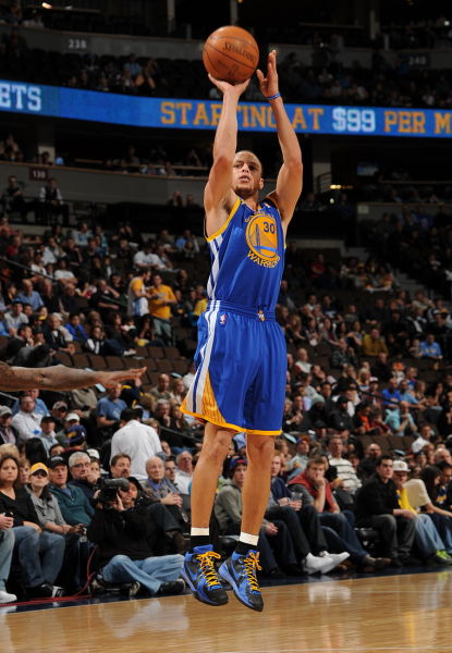 日职乙半场：神代庆人、村上悠绯破门，爱媛1-1熊本