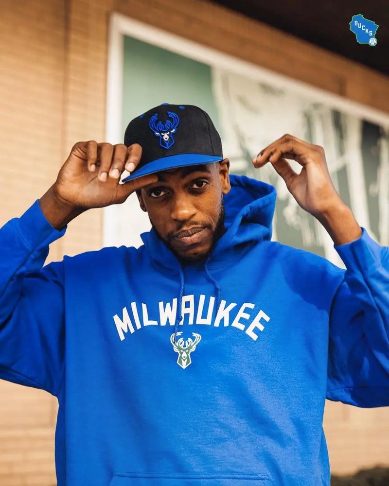 塞尔吉尼奥：莱奥必须面向球门；希望恩昆库能尽快融入